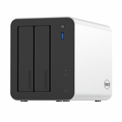 NAS TerraMaster F2-425 Plus 1x256GB NVMe + 2xM.2 Slot 0TB HDD 2x 5GbE 8GBRAM 4xUSB TOS pre-installed